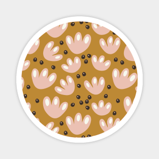 Pink petal honey pattern - Pink and Mustard Palette Magnet